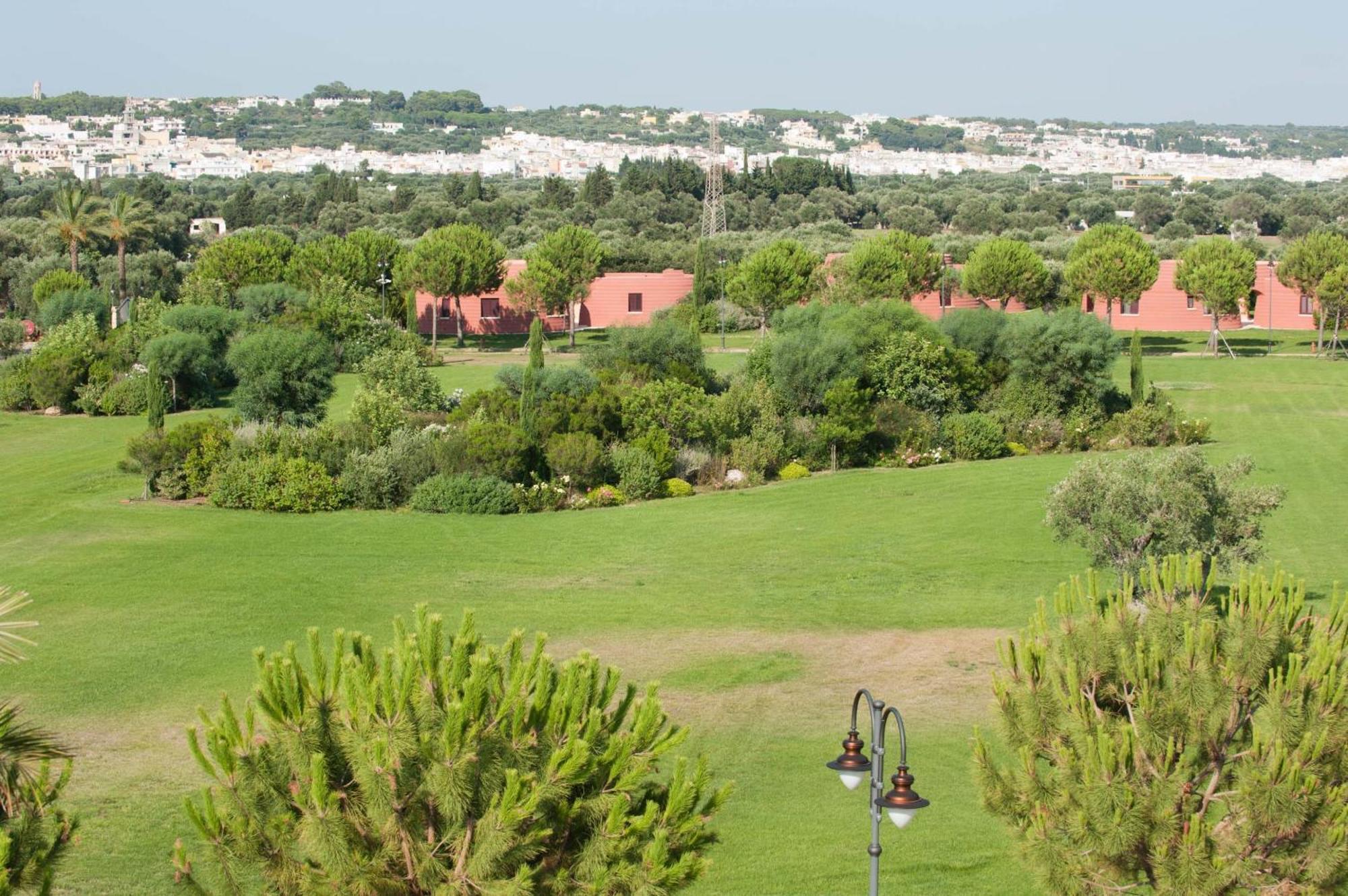 Amaregold Tenuta La Baronessa Resort トゥーリエ エクステリア 写真