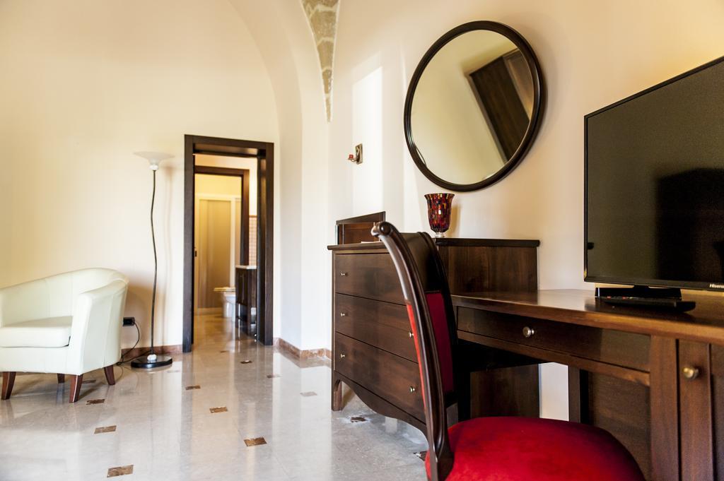 Amaregold Tenuta La Baronessa Resort トゥーリエ エクステリア 写真