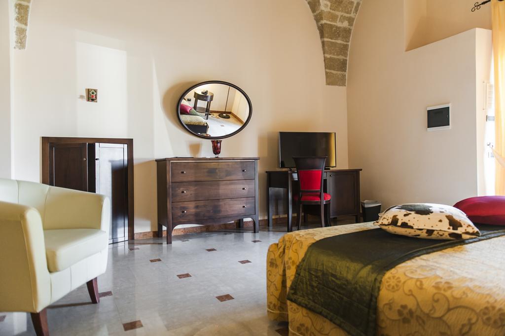 Amaregold Tenuta La Baronessa Resort トゥーリエ エクステリア 写真