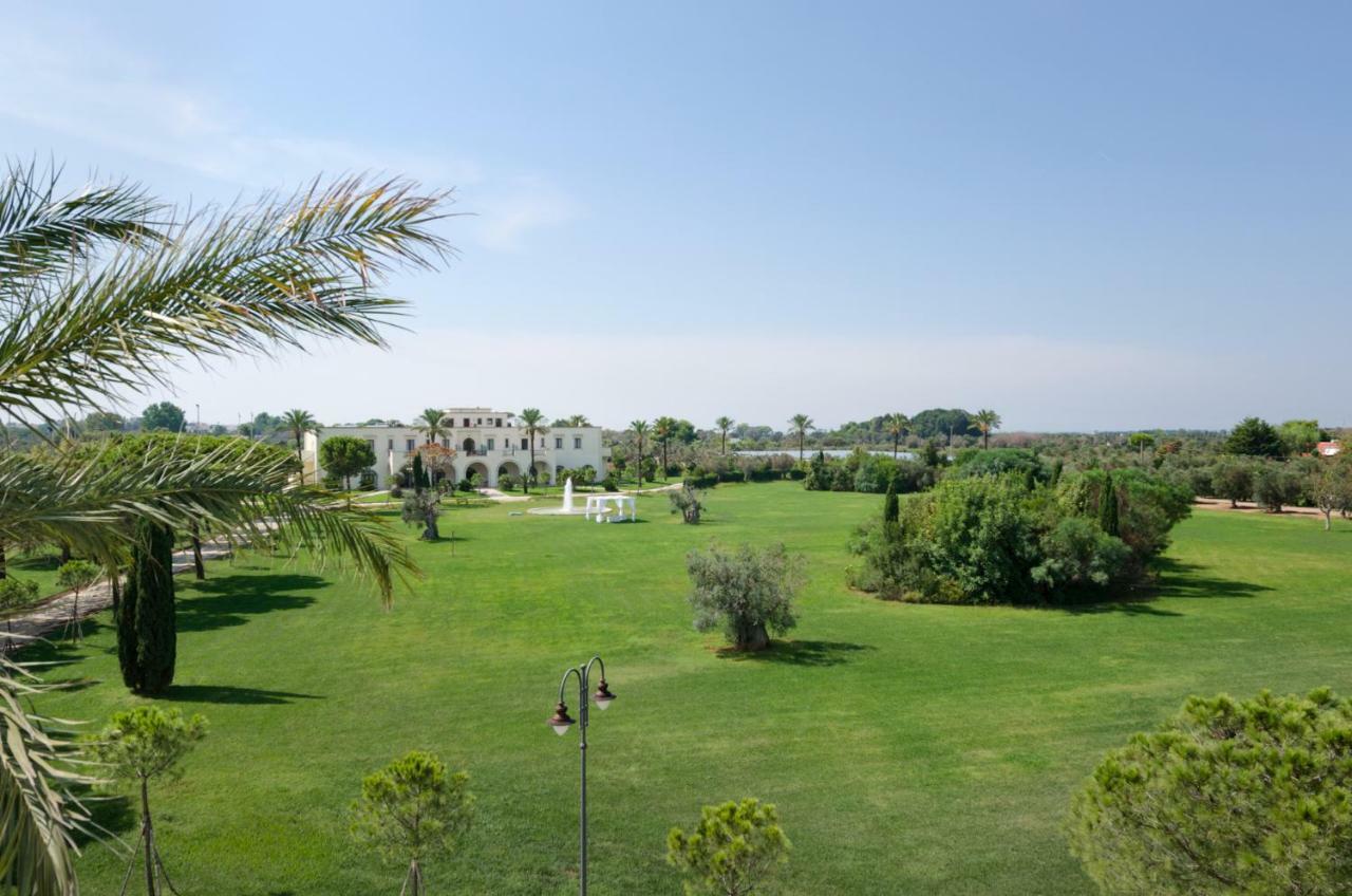 Amaregold Tenuta La Baronessa Resort トゥーリエ エクステリア 写真